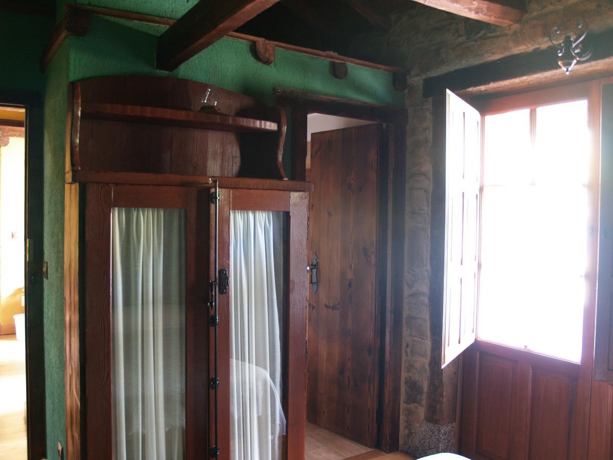 Pensjonat Casa Rural La Catedral De La Montana Lois Zewnętrze zdjęcie